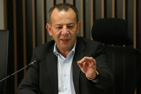 0x0 chpli bolu belediye baskani tanju ozcandan ibb baskani imamogluna sert tepki emperyalistlerin usakligini yapma 1643815181478
