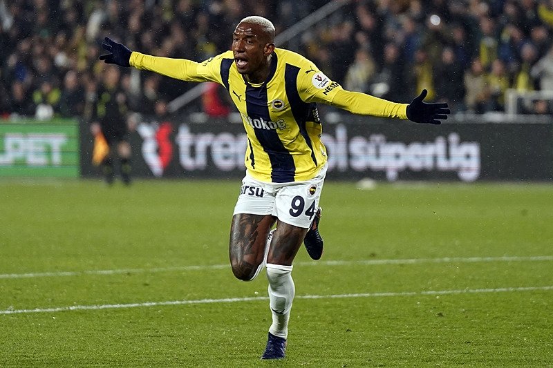 0x0 fenerbahcede taliscanin hat tricki dunyada gundem oldu 1744115126886