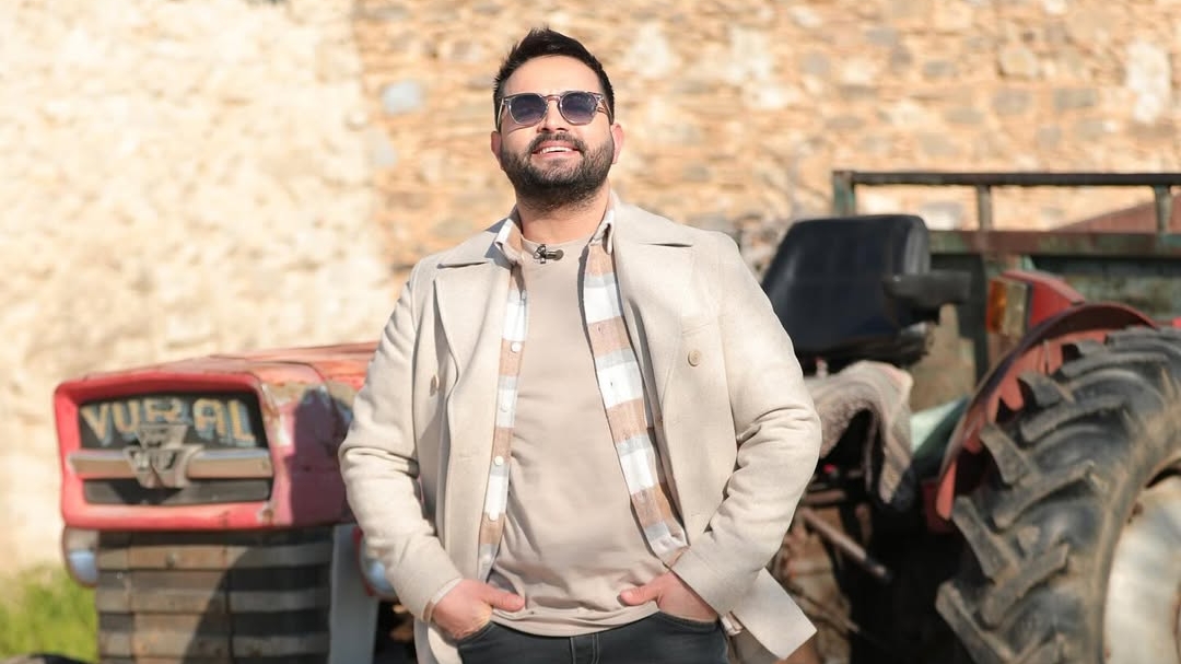 Kadir Ezildi burun ameliyatı ne zaman oldu?