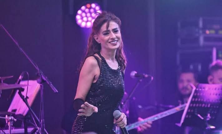 Yıldız Tilbe kimdir?