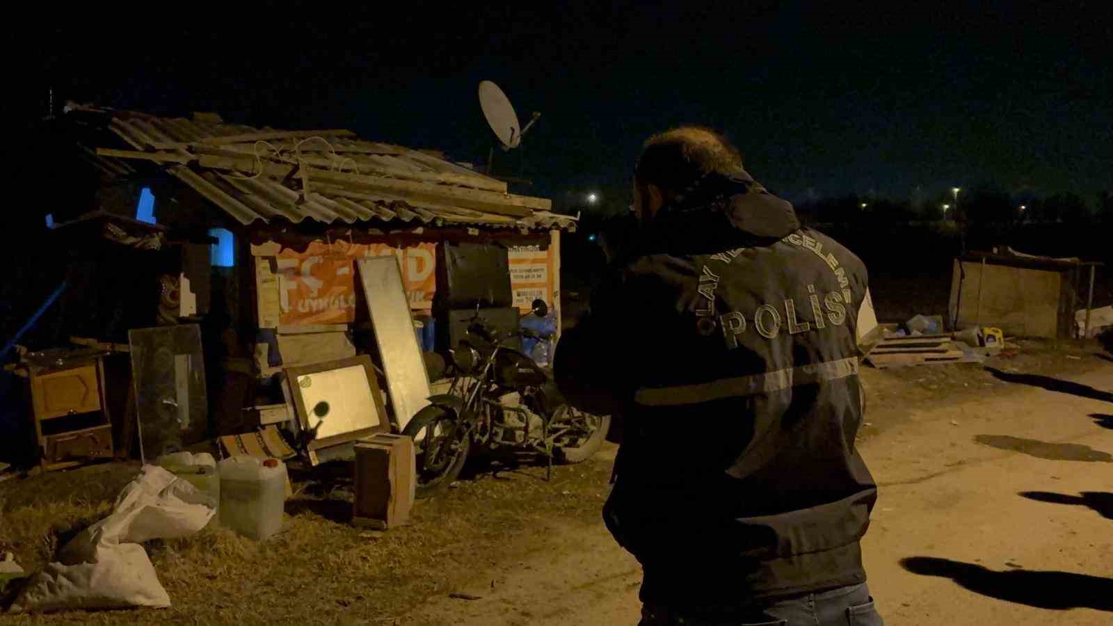 1 hafta once tanistigi arkadasi tarafindan silahla vuruldu 1 yarali 3 LAFtni4j
