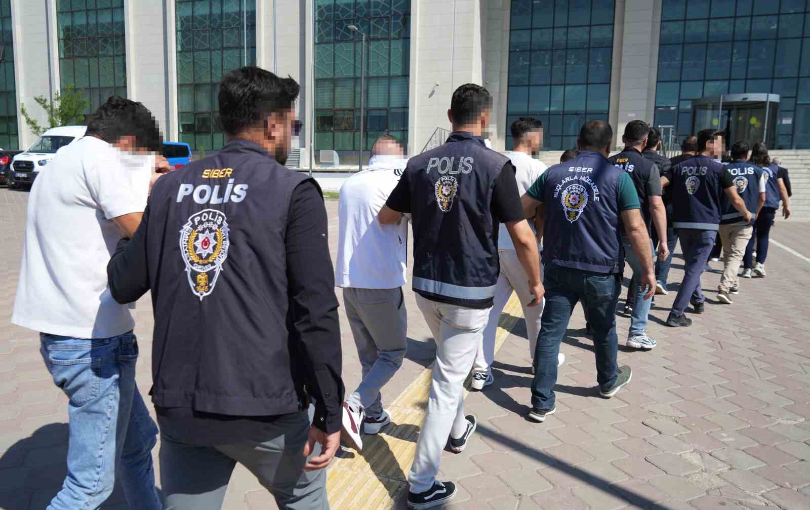 1 milyar 250 milyon liralik yasa disi bahis trafigine operasyon 8 gozalti 1 ScWyvKnn