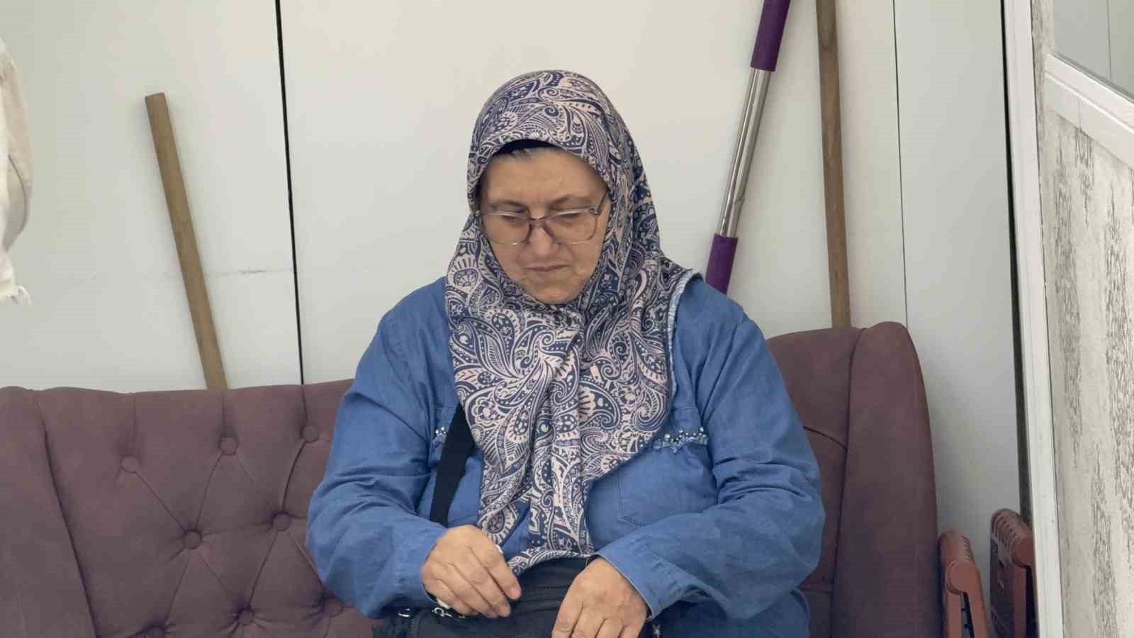 1 milyon 300 bin lira dolandırılmaktan kuyumcunun dikkati sayesinde kurtuldu 7 1 milyon 300 bin lira dolandirilmaktan kuyumcunun dikkati sayesinde kurtuldu 3 fFncqALr