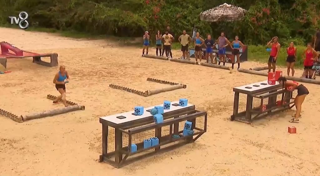 Survivor 11 mart ödül oyunu hangi takım kazandı?