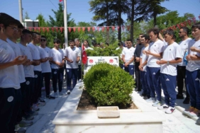 Erzurumspor FK, yeni sezonun "Gökbörü" formasını tanıttı 1 thumbnail