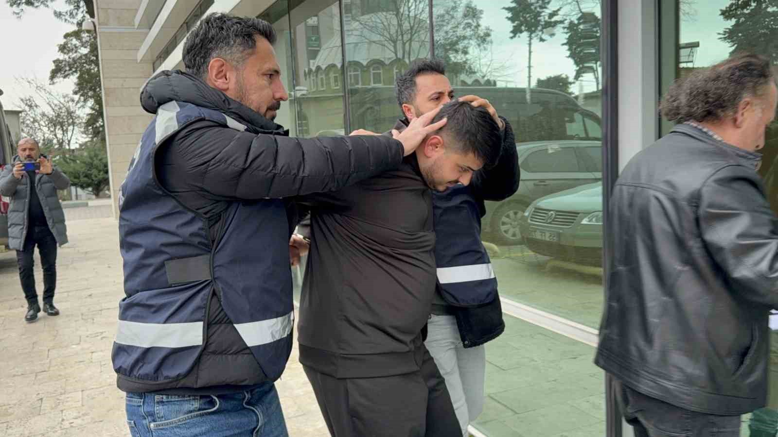 10 yil hapis cezasi kesinlesen cinayet sanigi yakalandi seneye gorusuruz 2