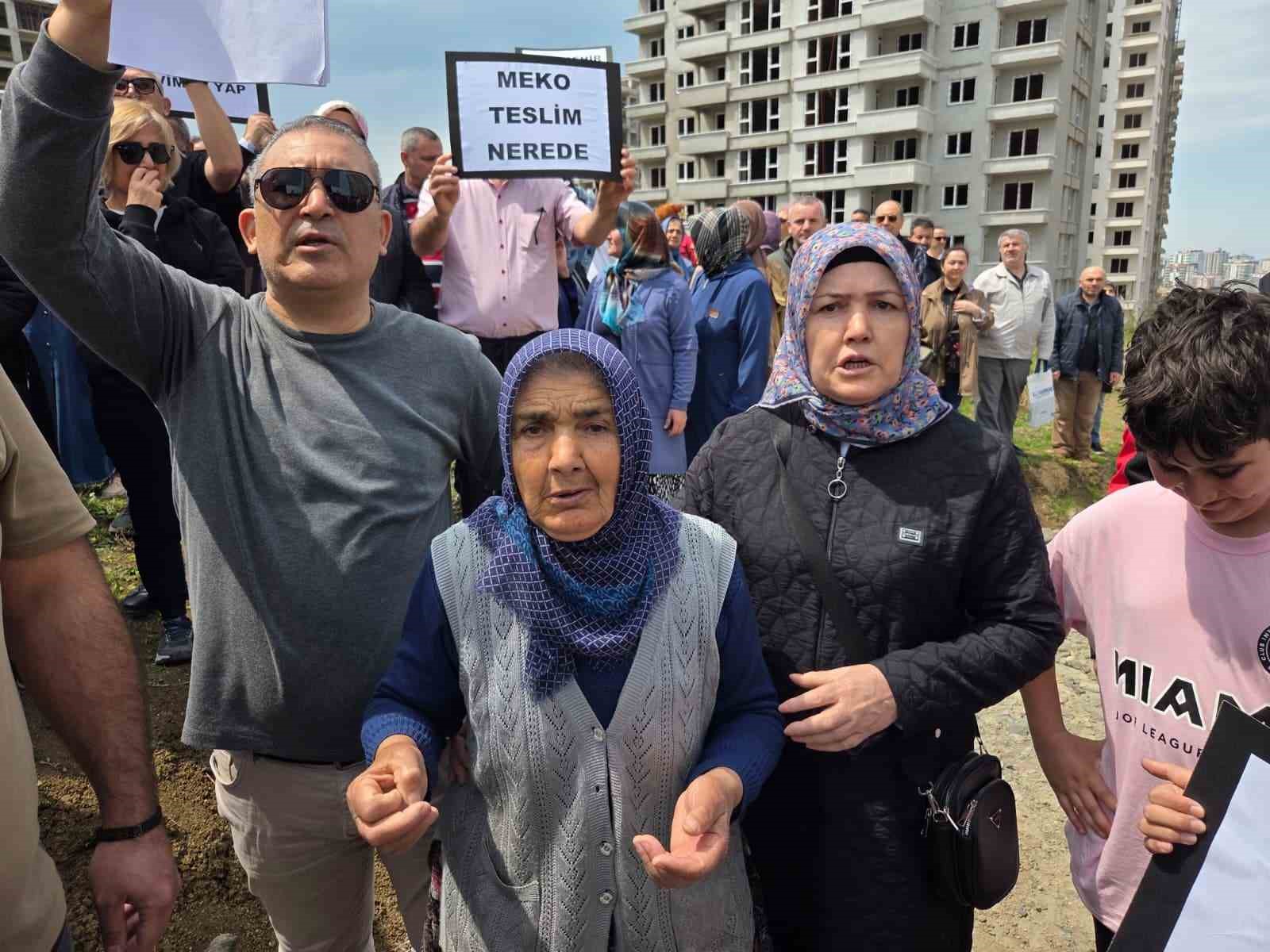 10 yildir tamamlanamayan 543 dairelik sitede karadeniz fikrasi gibi durum tapu var bina yok QtDt5pHD