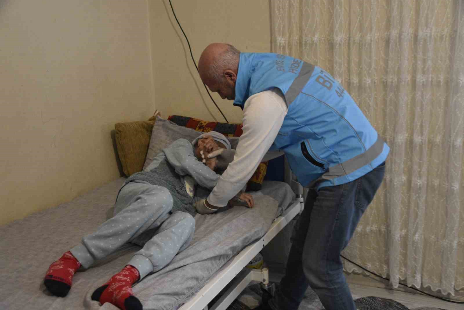 101 yasindaki hastaya evde ozel bakim 1 Dz6EzBTm