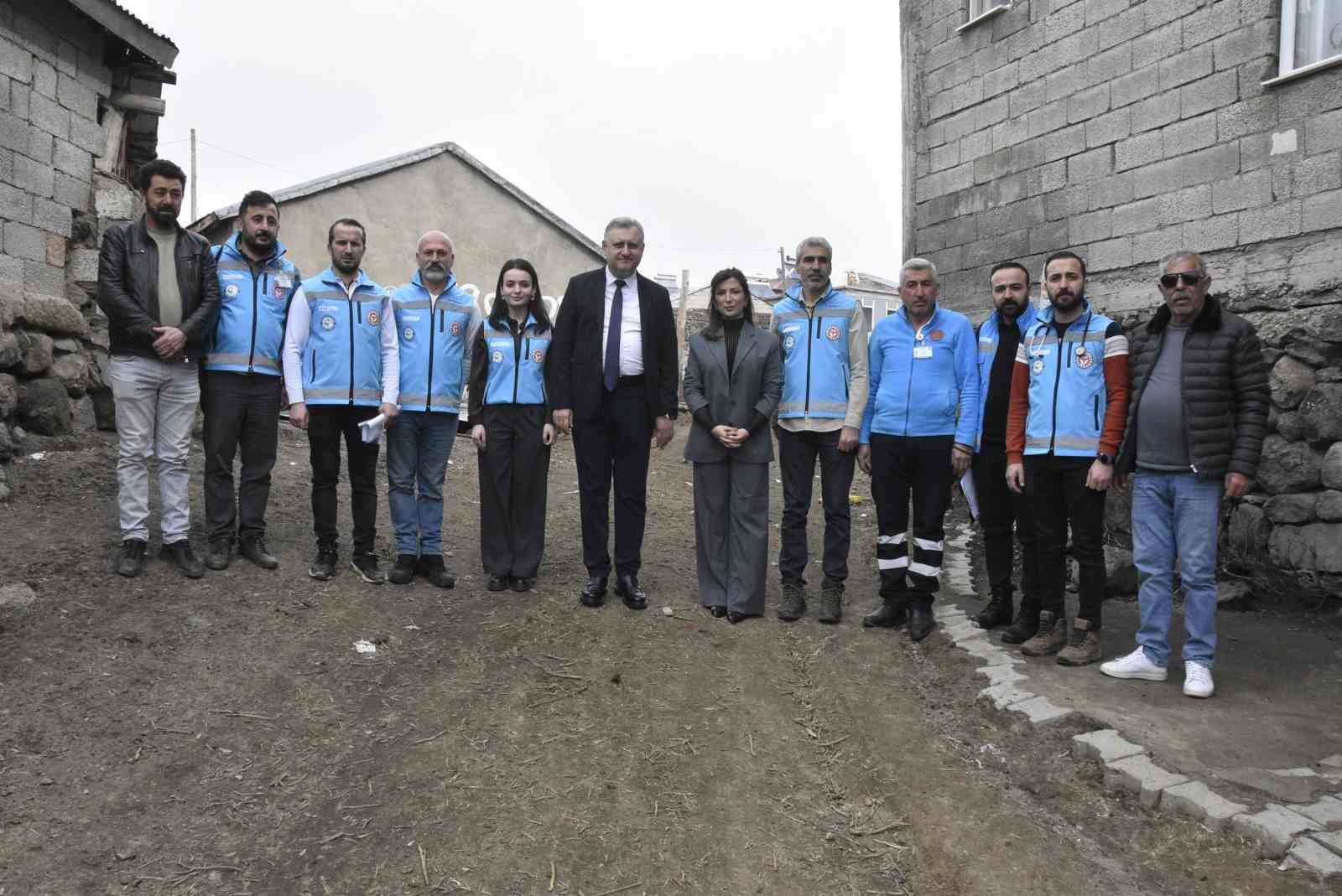 101 yasindaki hastaya evde ozel bakim 5 BkLsGlJd