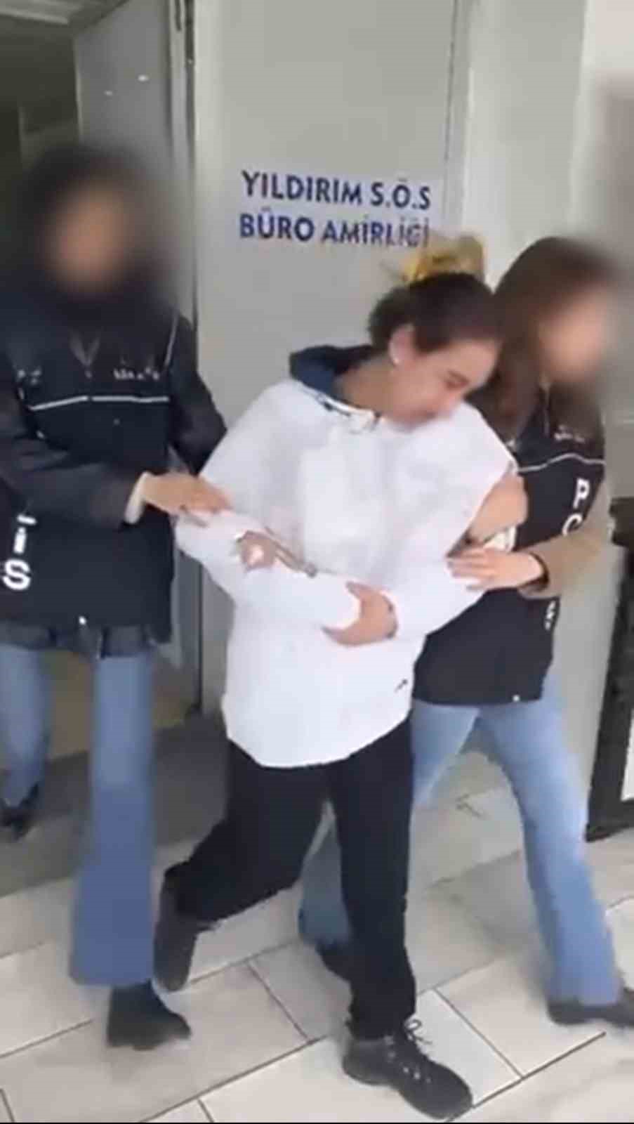108 yil hapis cezasiyla araniyordu bursa polisinden kacamadi 0 5mipI84a