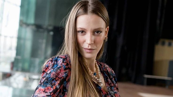 Serenay Sarıkaya’dan sürpriz bağımsız film projesi mi geliyor?