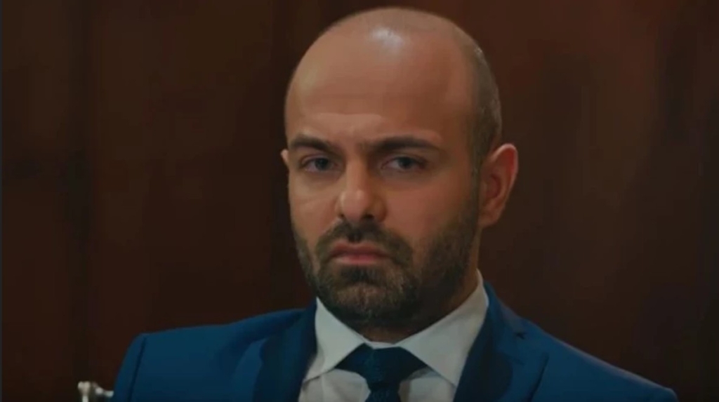 Erkan Avcı’dan İlişkiler Üzerine Çarpıcı Sözler: “Artık İnsan Değil, Etiketler Konuşuyor” 9 Erkan Avcı neden “etiket kültürü” eleştirisi yaptı?