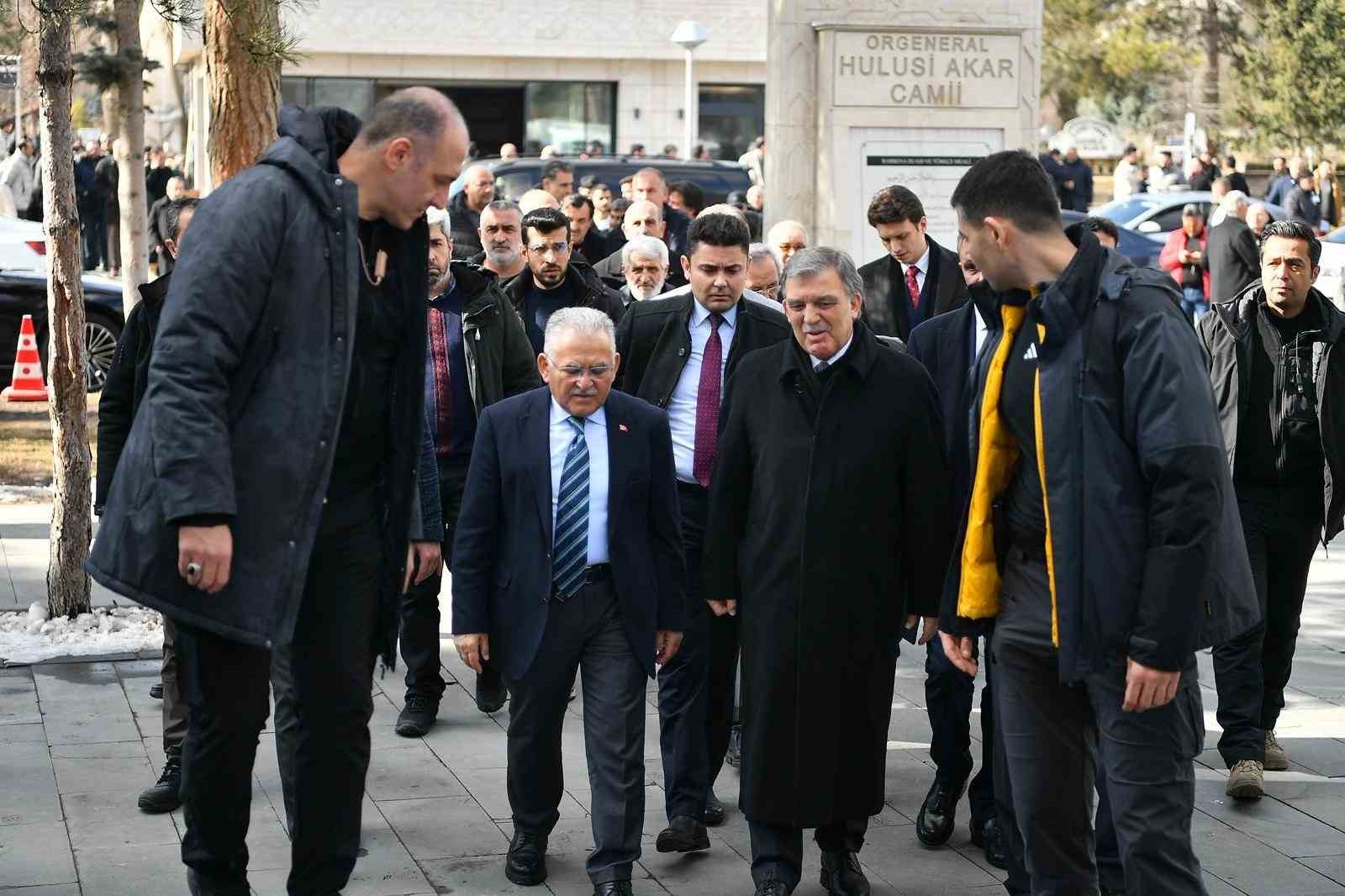 11 cumhurbaskani abdullah gulun aci gunu 3 KIQTu1hQ