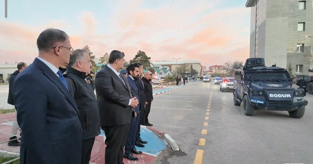 11 ilde es zamanli narkokapan van uyusturucu operasyonu 78 gozalti 2