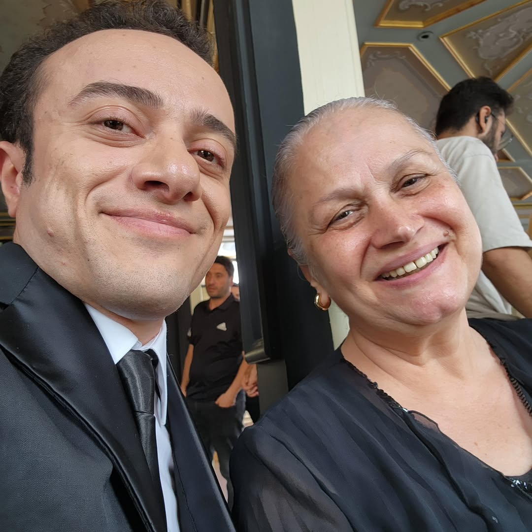 Evrim Akın  Nihal Menzil’in sıcak yuvasına konuk oldu.