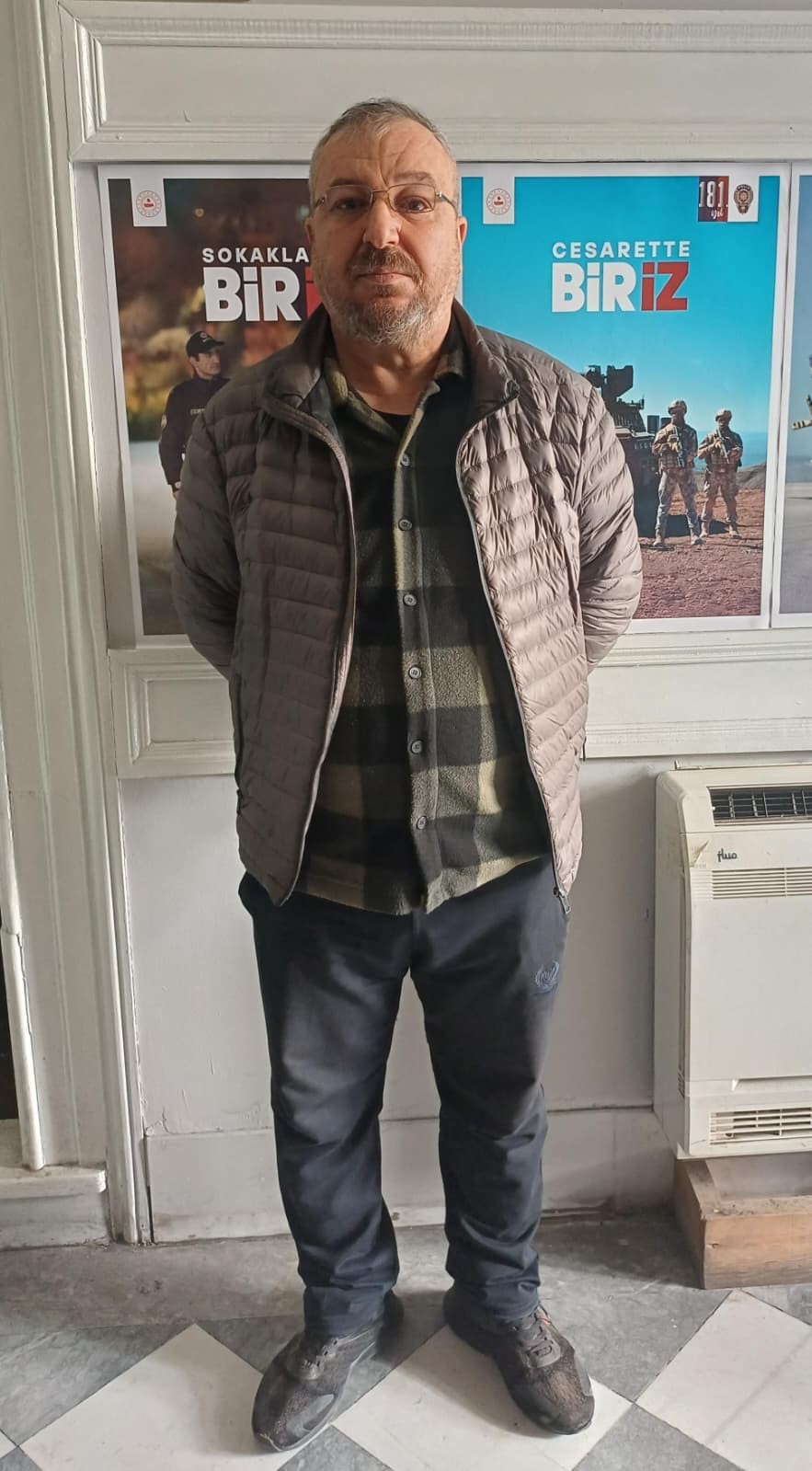11 yil kacti 9 estetikle yeni yuz yapti yeni hayat kurup yillarca maasla calisan