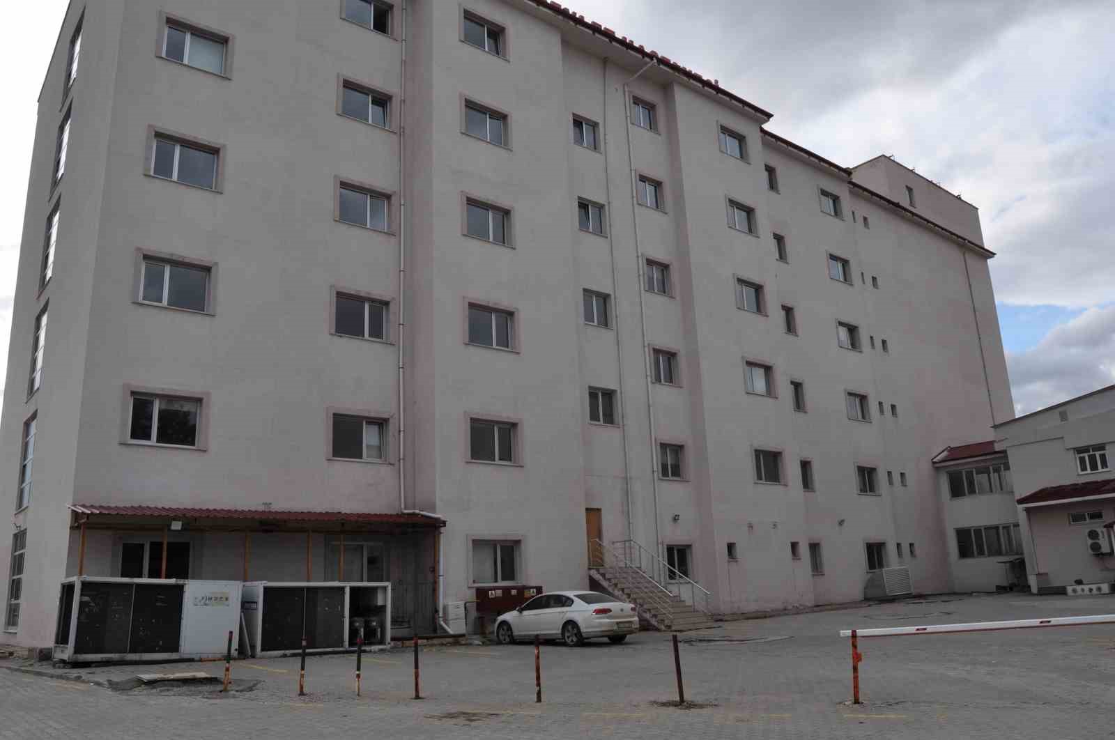 11 yildir hasret ceken cift abdominal serklaj ameliyatinin ardindan bebeklerine kavustu 2 LNNRLnfB