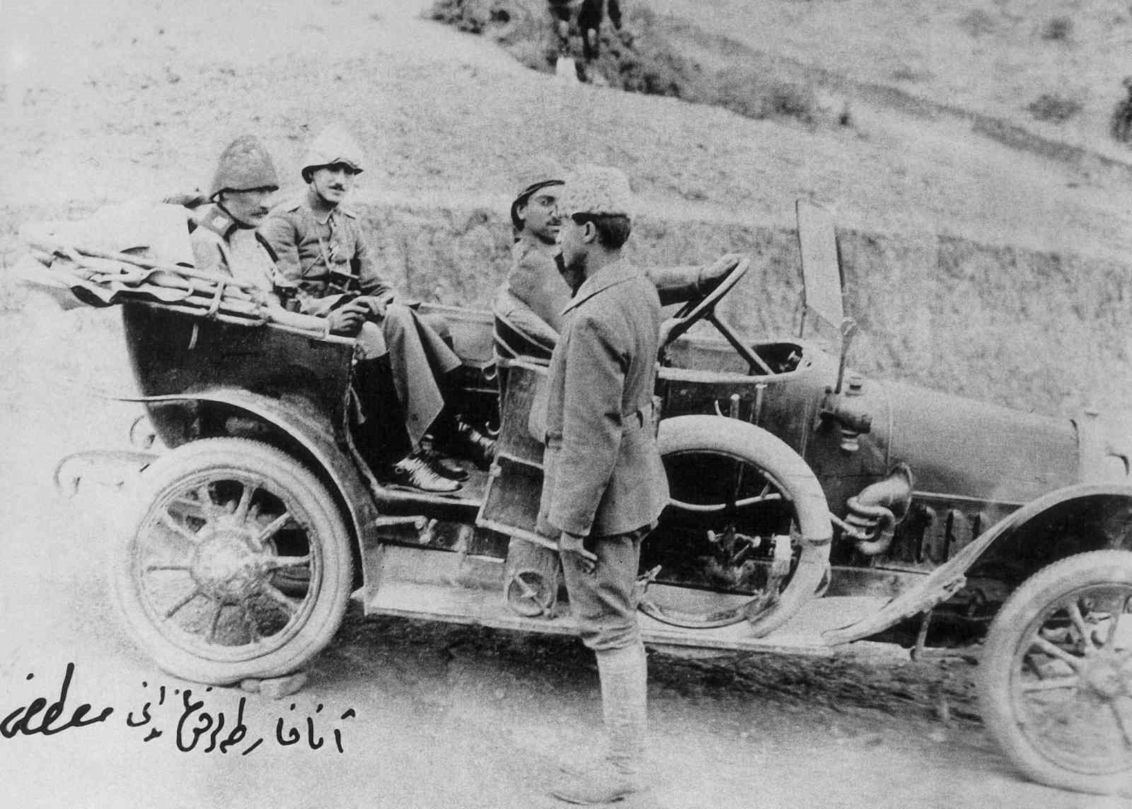 111 yil once ataturkun o tarihi fotografinin cekildigi alan tarihe tanikli ediyor 2 XXvBXVQH