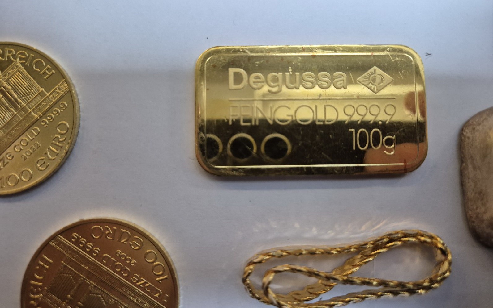113 bin euro degerinde kacak altin komsuya takildi 1 eHhhPw79