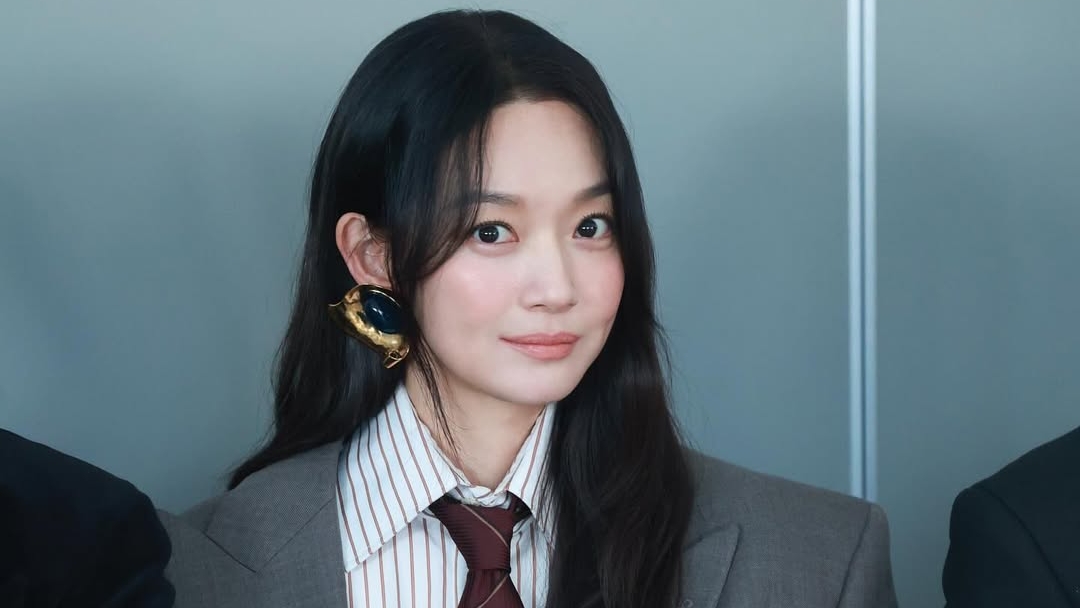 “Kore’nin Rüya Çifti Evleniyor! Shin Min Ah ve Kim Woo Bin’den 10 Yıl Sonra Masal Gibi Düğün Kararı” 6 Shin Min Ah ve Kim Woo Bin çifti evleniyor