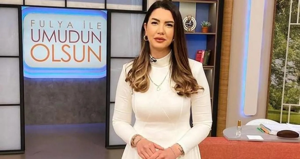 Fulya öztürk fox tv döneminde ne yaptı?