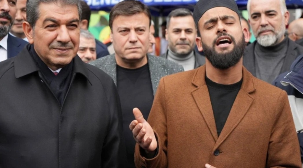 Celal Karatüre kimdir? “Kabe’de Hacılar Hu Der Allah” videosuyla ünlenen isim nereli, nasıl meşhur oldu? 14 Celal Karatüre neden gündem oldu?