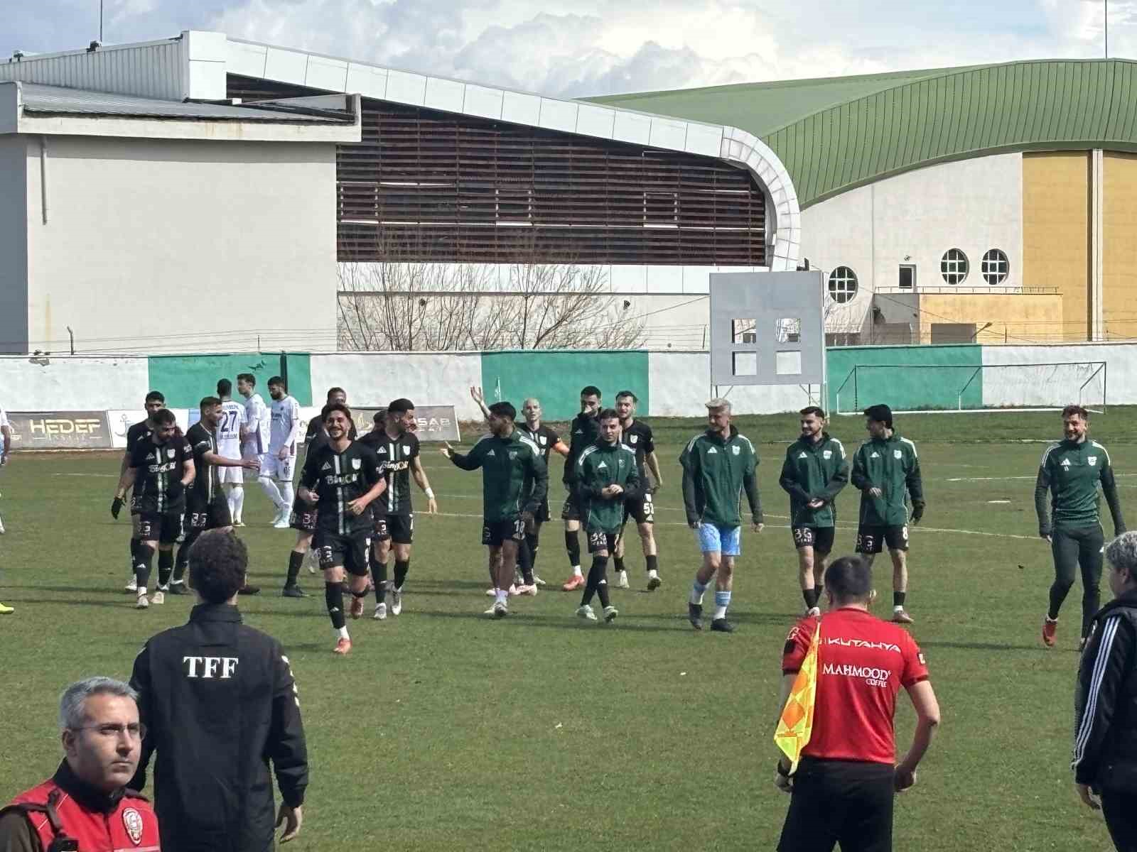12 bingolspor sampiyon oldu 3 C5EE8RTR