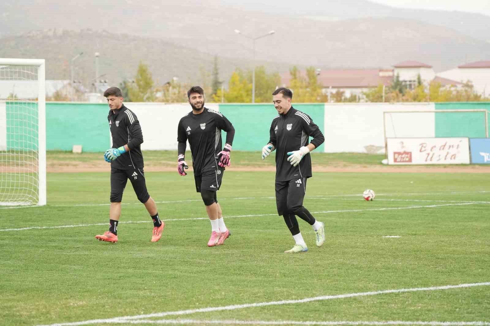 12 Bingölspor şampiyonluk yolunda emin adımlarla ilerliyor 5 12 bingolspor sampiyonluk yolunda emin adimlarla ilerliyor 1