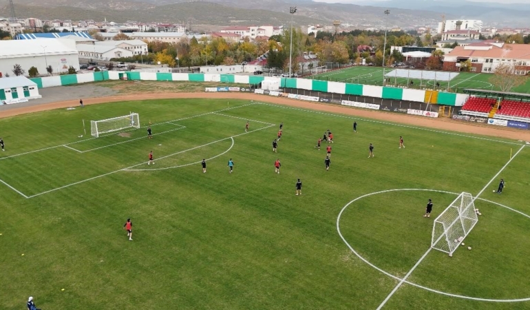 12-bingolspor-sampiyonluk-yolunda-emin-adimlarla-ilerliyor-XfjdJEt9.jpg
