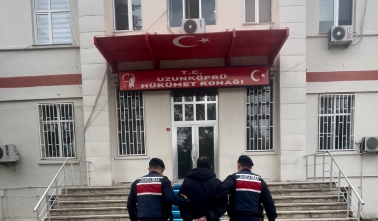 12-bucuk-yil-cezasi-bulunan-afgan-hukumlu-yurt-disina-kacamadan-yakalandi-BwnWNCUu.jpg