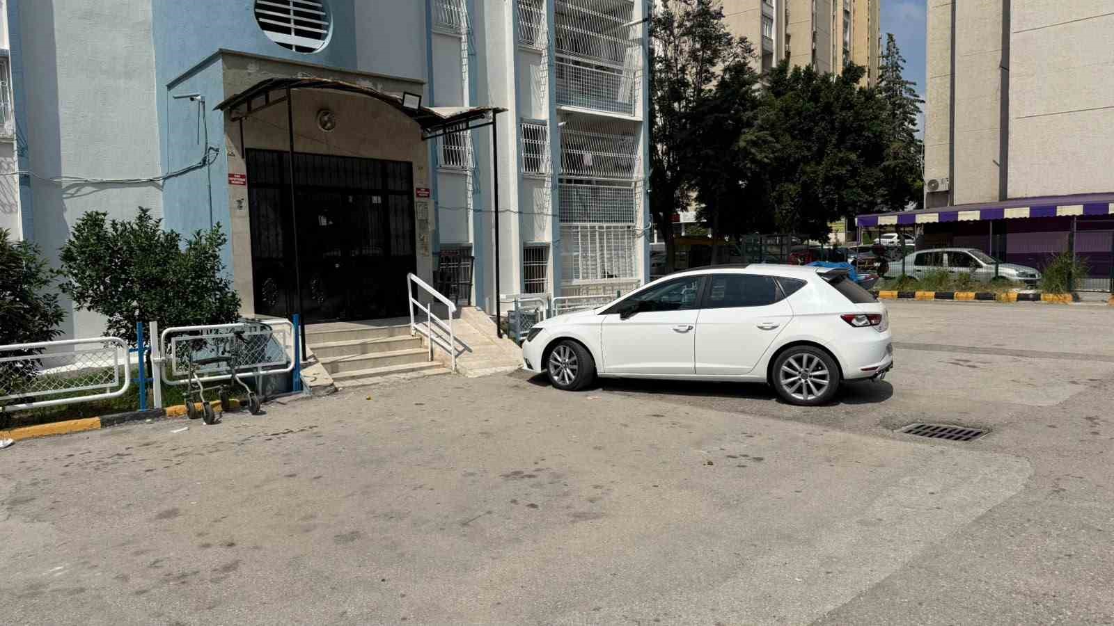 12 kattan dusen ecrinin doktoru tente hava yastigi gibi enerjiyi sonumledi 5 fWfCXq9w