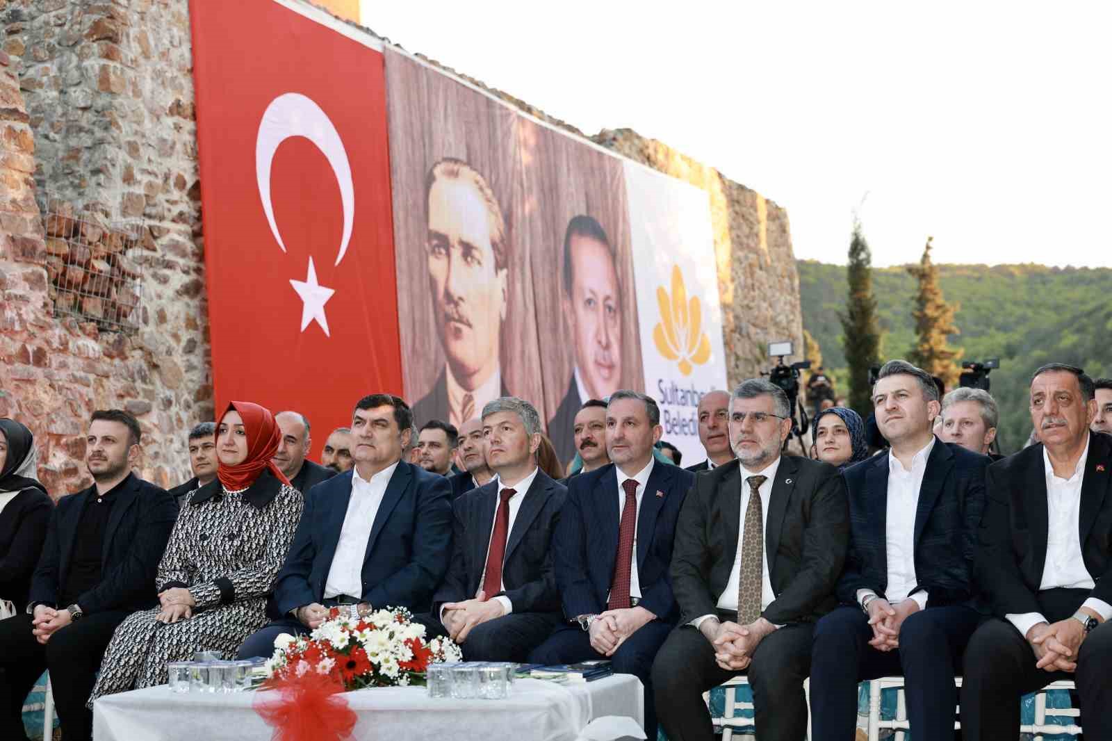 12. Uluslararası İstanbulensis Şiir Festivali başladı 7 12 uluslararasi istanbulensis siir festivali basladi 3 WDyOs2NI
