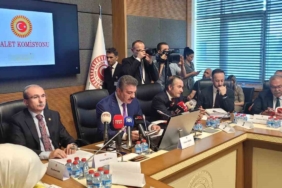 12-yargi-paketi-adalet-komisyonunda-gCC9FP1n.jpg