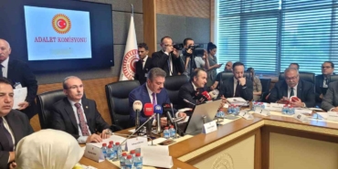 12-yargi-paketi-adalet-komisyonunda-gCC9FP1n.jpg