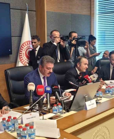 12-yargi-paketi-adalet-komisyonunda-gCC9FP1n.jpg