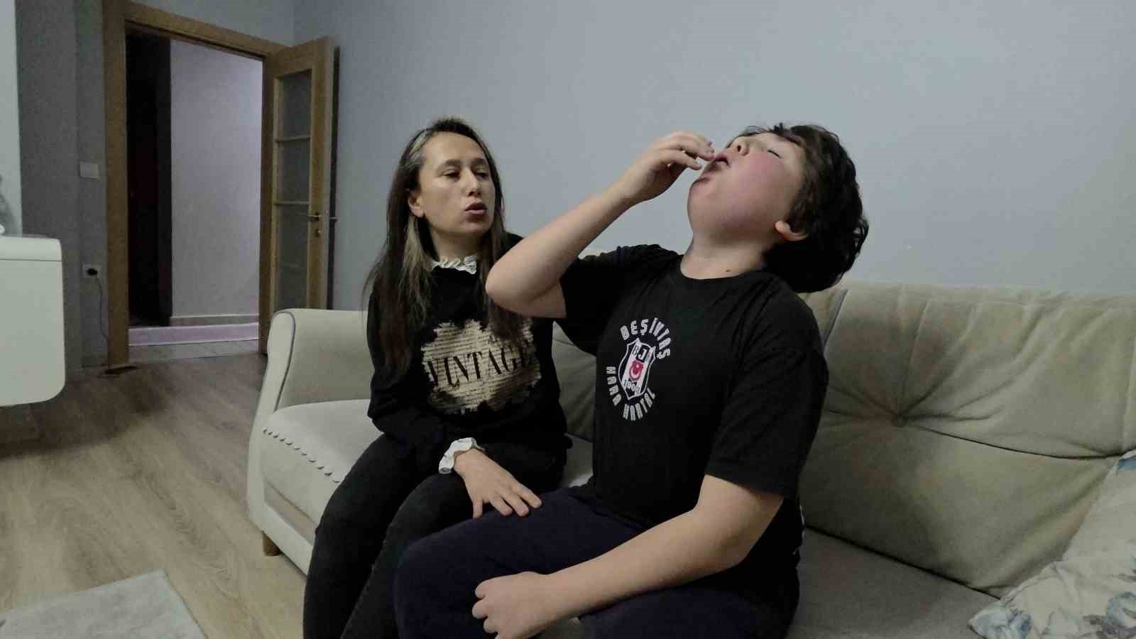 12 yasindaki cocuk 8 yildir oksuruyor 3 az9dLCbc