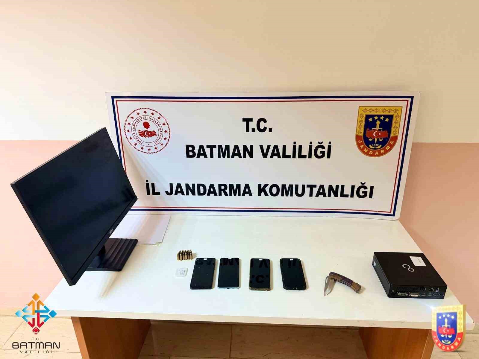 12 yil hapis cezasi bulunan sahis bahis operasyonunda yakalandi 0 OqI3rGII