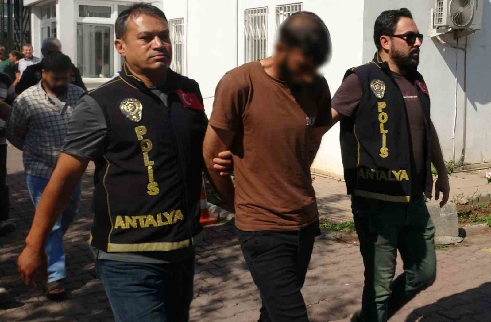 12 yil sonra aydinlanan cinayetin suphelileri adliyeye sevk edildi 4 RIQhCL6q