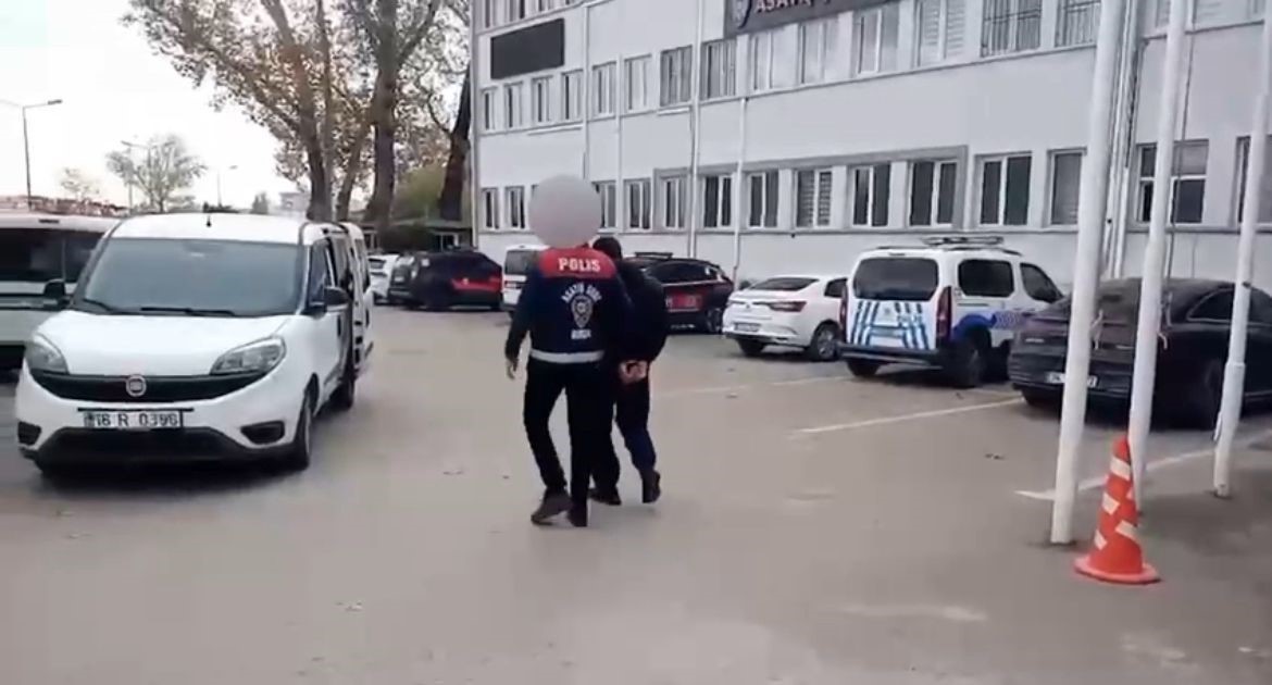 120 saatlik kamera incelemesi dolandiricinin maskesini dusurdu 2 MJZV68Rv