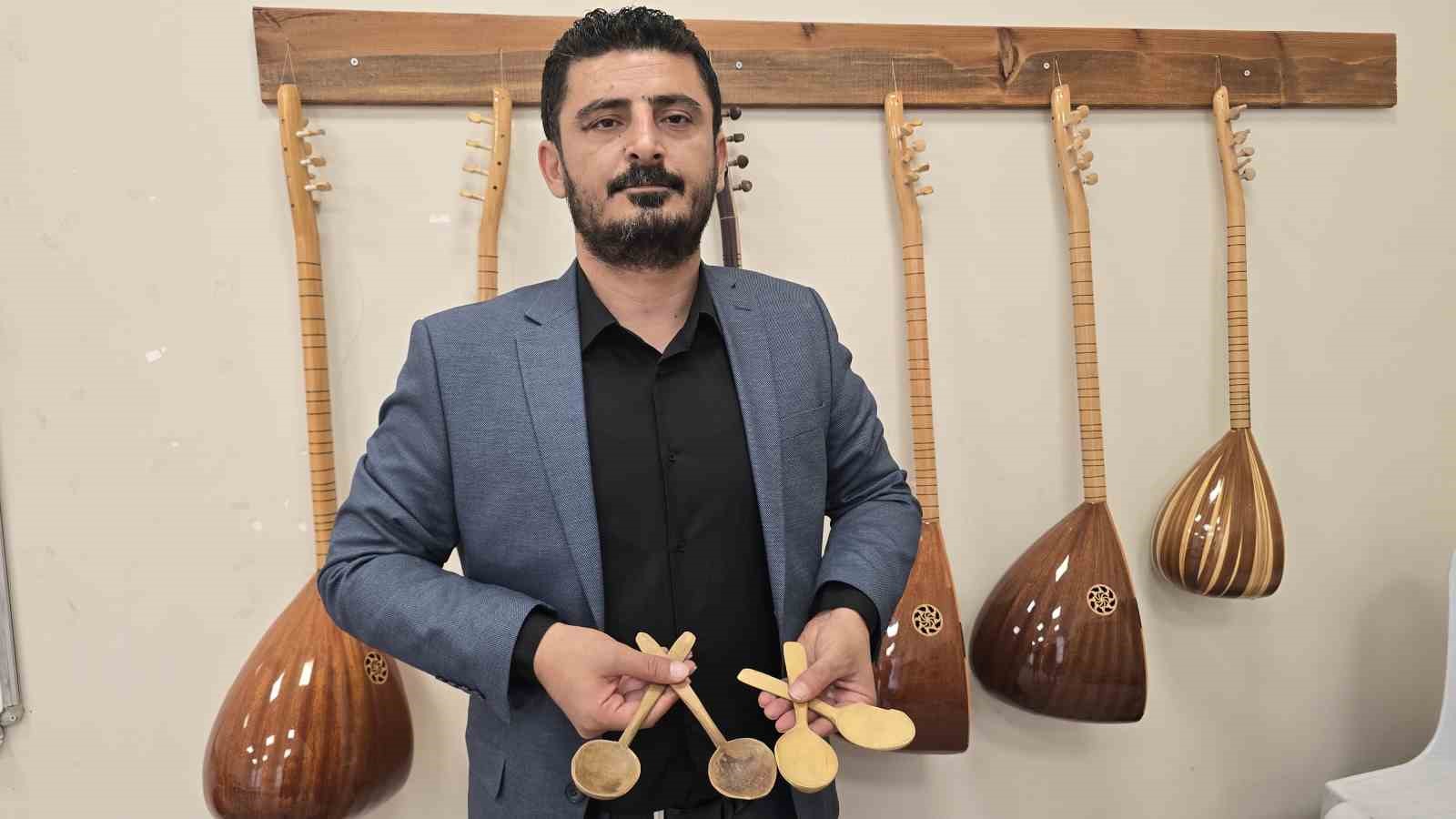 120 yıllık şehit kaşıkları "Kaşık 2025 Sempozyumu"nda sergileniyor 4 120 yillik sehit kasiklari kasik 2025 sempozyumunda sergileniyor 0 Z6WaPIv3