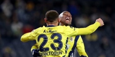1200x675-cenk-tosun-ve-taliscadan-nostaljik-gol-sevinci-1738783030886