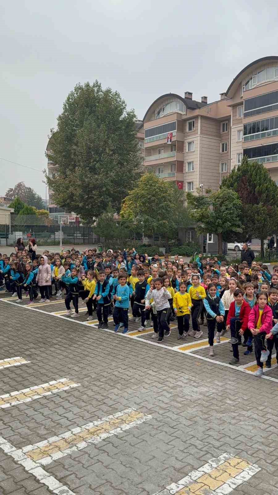 120o ogrenci derse sporla basliyor 3 rJAEIEgB