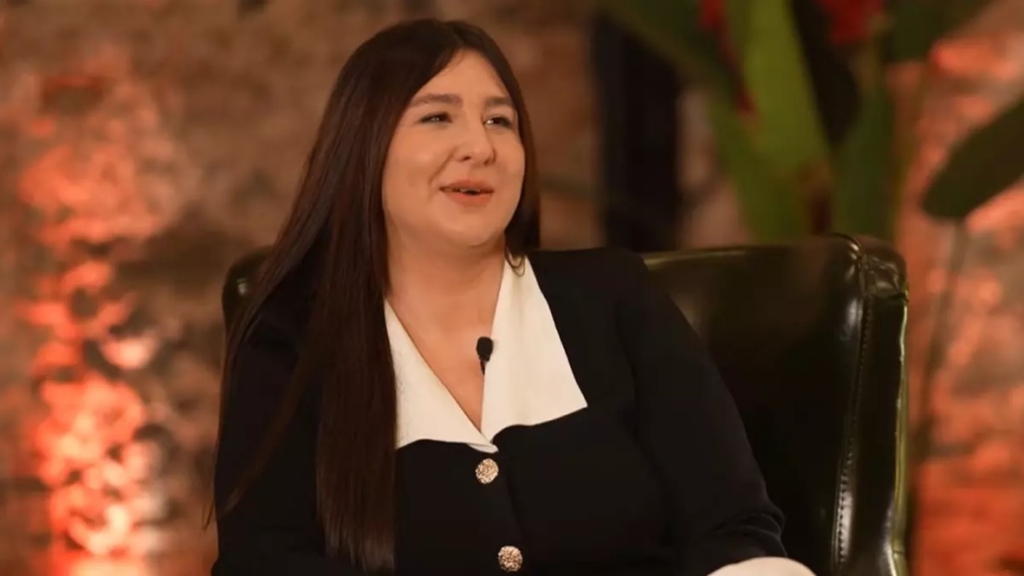 Galatasaray marşını yasemin sakallıoğlu mu yazdı?