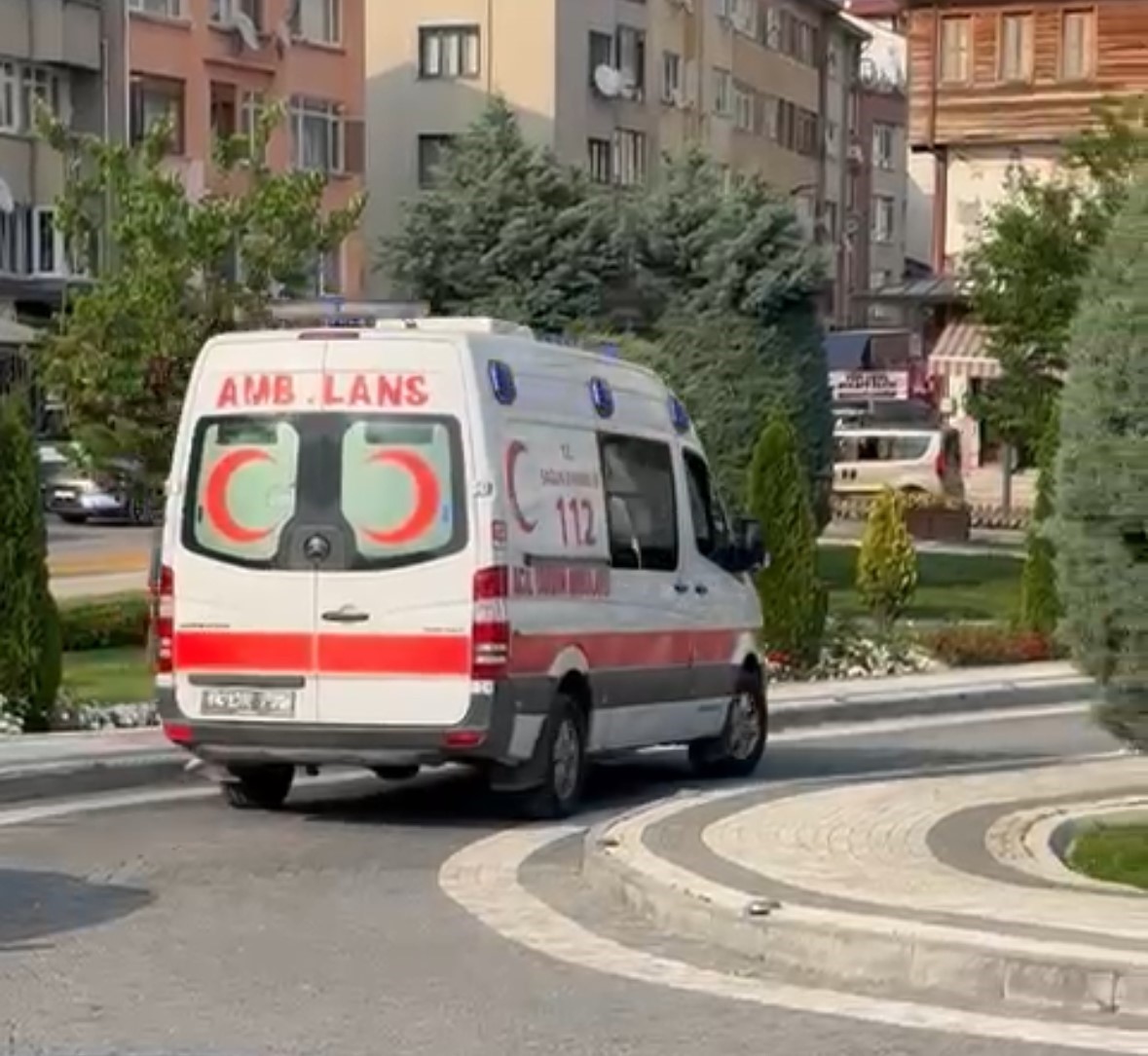 13 yaşındaki çocuğun yumruğuyla ölen Alperen’in ailesine tehdit mesajları 6 13 yasindaki cocugun yumruguyla olen alperenin ailesine tehdit mesajlari 2 kQd1nRjY