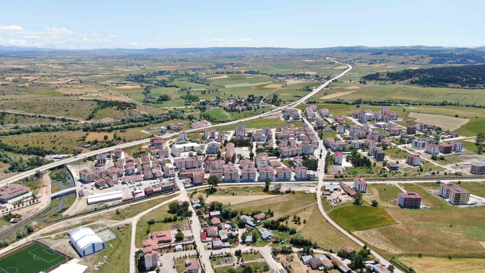 13 yaşındaki ikiz kardeşler birlikte Kur’an-ı Kerim’i ezberleyerek hafız oldu 8 13 yasindaki ikiz kardesler birlikte kuran i kerimi ezberleyerek hafiz oldu 4 jJHkK2ku