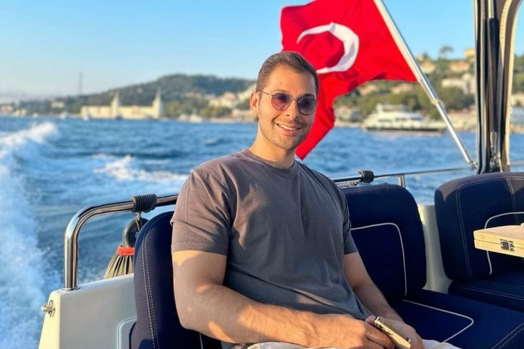 Kerim Sabancı’nın sürpriz aşkı ortaya çıktı! Sosyete bu ilişkiyi konuşuyor: Arzu Sabancı’dan onay çıkacak mı? 9 14 6 edited