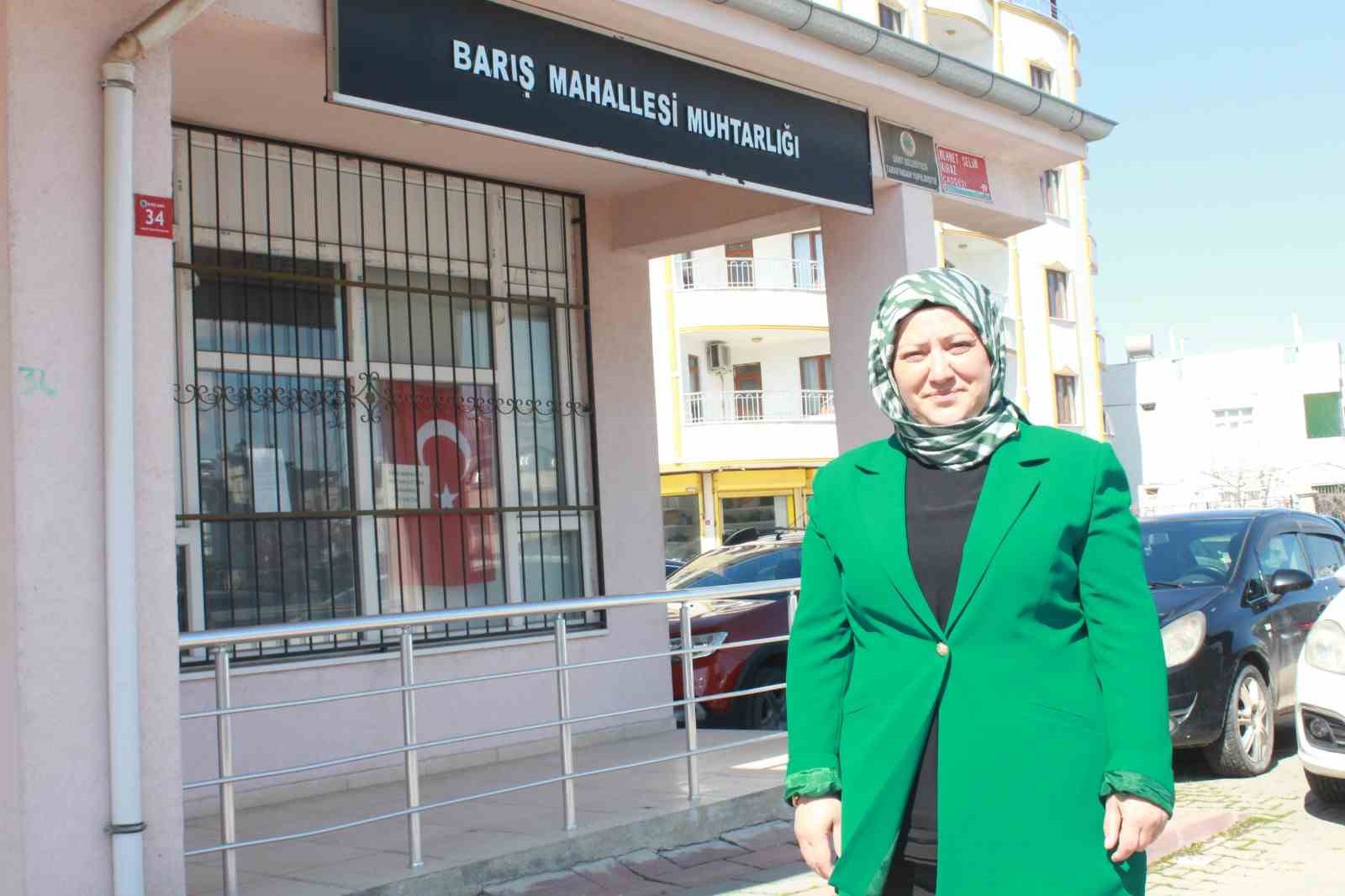 14 erkek adayi geride birakmisti kadin muhtar muhtarligin kapisini kapali gordukten sonra muhtar olmaya eN9gRbUR