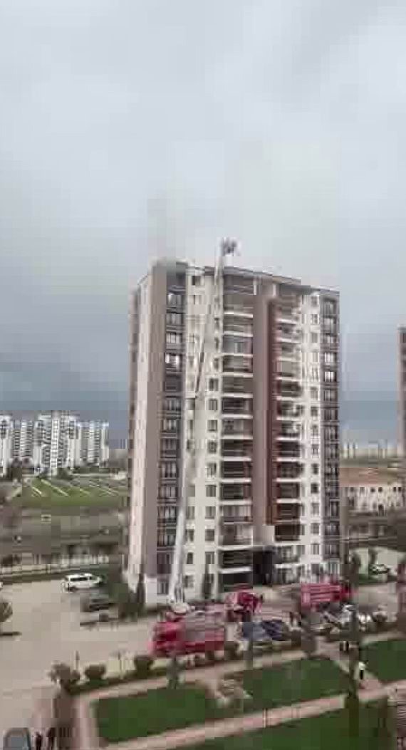 14 katli binada can pazari apartmandakiler tahliye edildi 0 OvZG6NEb