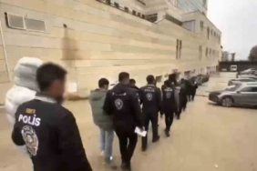 Düzce’de 6 düzensiz göçmen yakalandı 1 thumbnail