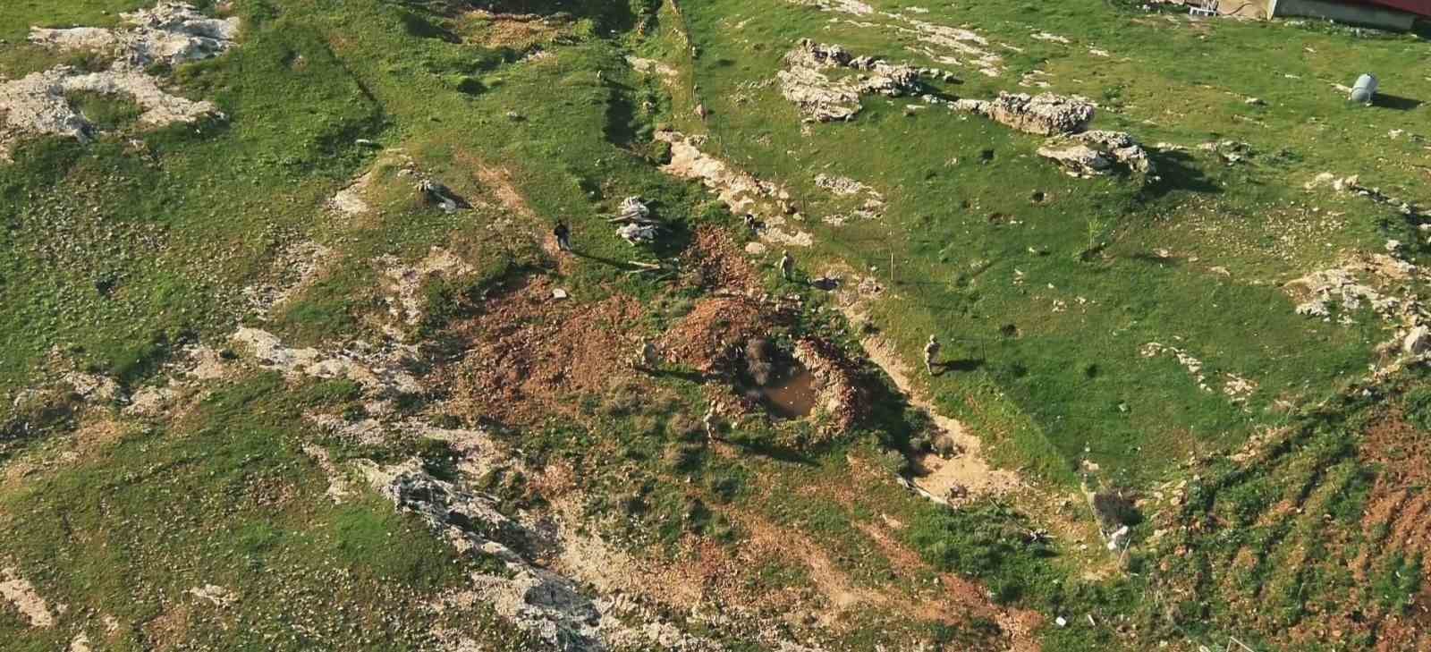 14 yıl önce işlenen çocuk cinayetinin failleri jandarma dedektiflerinden kaçamadı 7 14 yil once islenen cocuk cinayetinin failleri jandarma dedektiflerinden kacamadi 3 GgNvyEcd